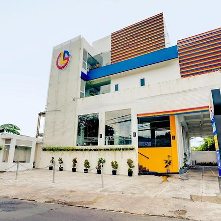 Lg Hotel Jembel מראה חיצוני תמונה