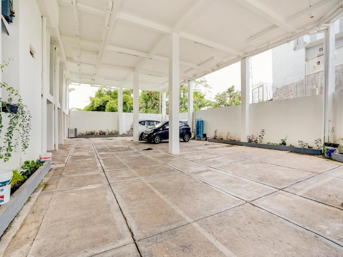 Lg Hotel Jembel מראה חיצוני תמונה