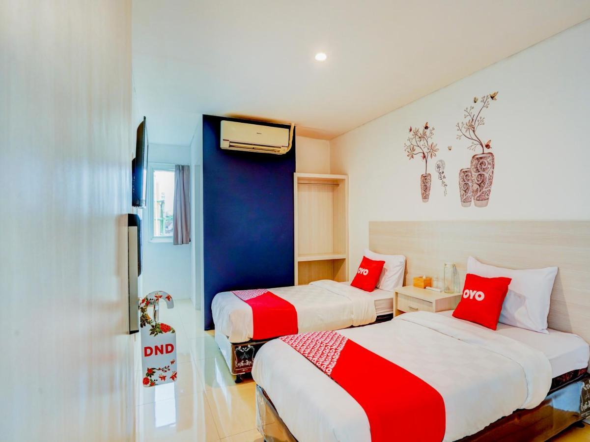 Lg Hotel Jembel מראה חיצוני תמונה