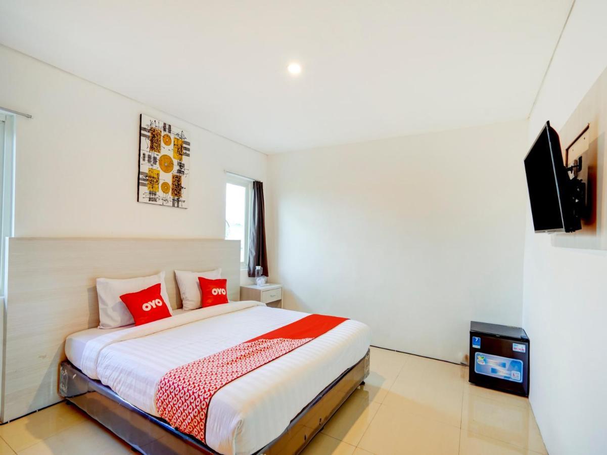 Lg Hotel Jembel מראה חיצוני תמונה